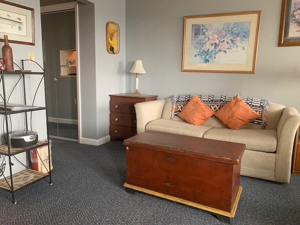 Sugar Ski & Country Club Unit 11-601 Bronze