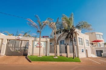 Royal Hills Lodge and Spa