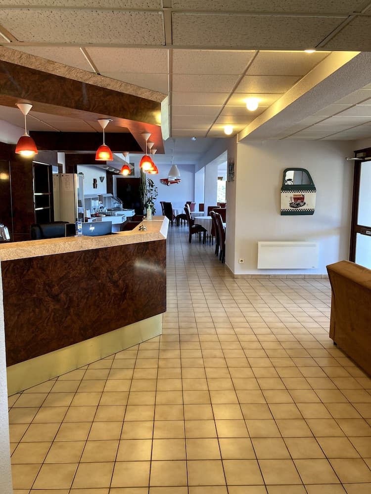 Brit Hotel Essentiel Moulins Avermes