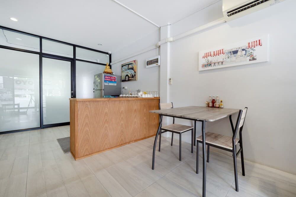 OYO 75323 Tha Burapa Home Bangsean