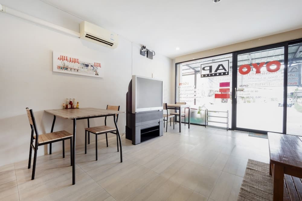 OYO 75323 Tha Burapa Home Bangsean