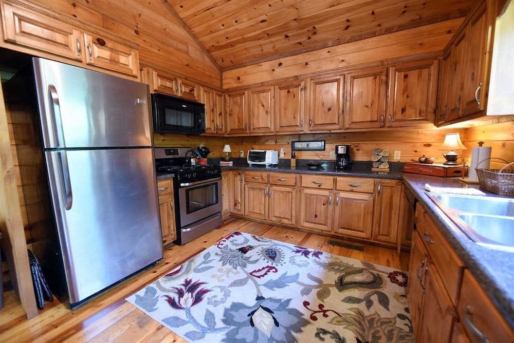 Knotty Pony Cabin- Blue Ridge