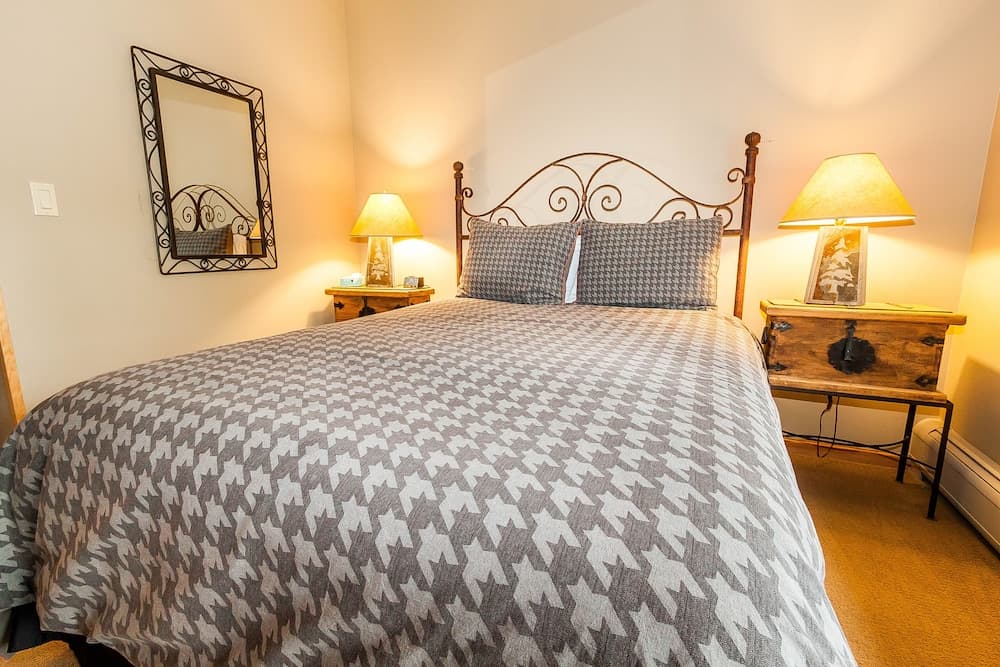 Jackpine Lodge by Summit County Mountain Retreats