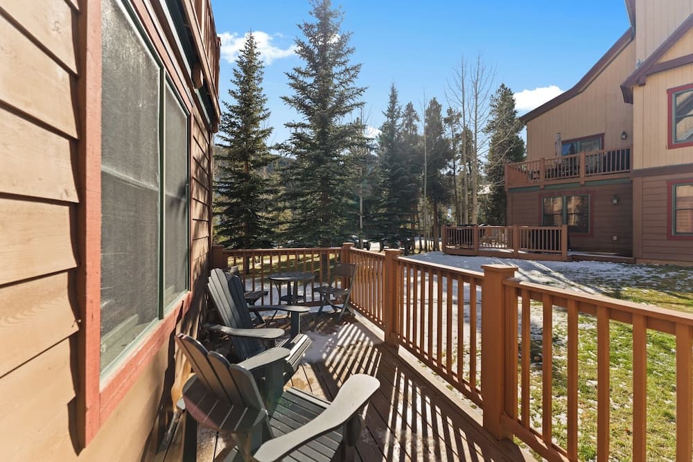 Red Hawk Townhome #2327 by Summit County Mountain Retreats