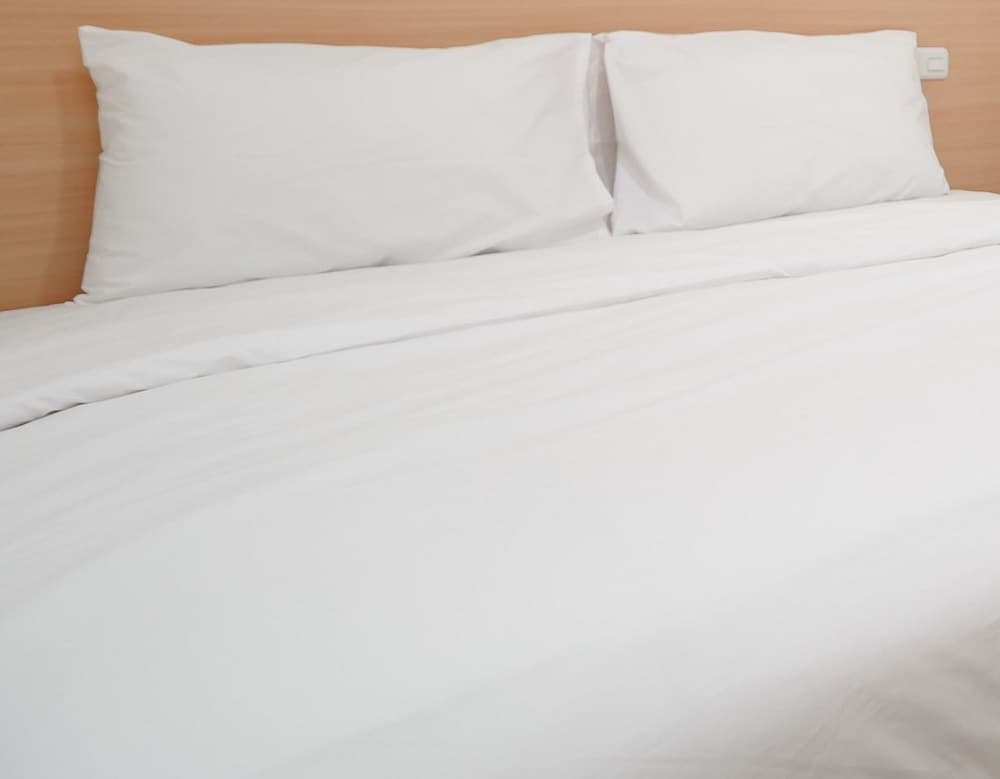 Hotel Lestari Near Lippo Plaza Mall Jember