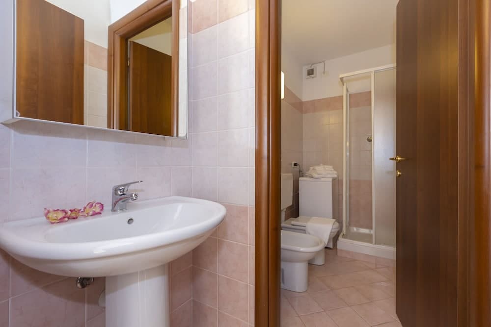 Fontana Del Lago Apt. 10