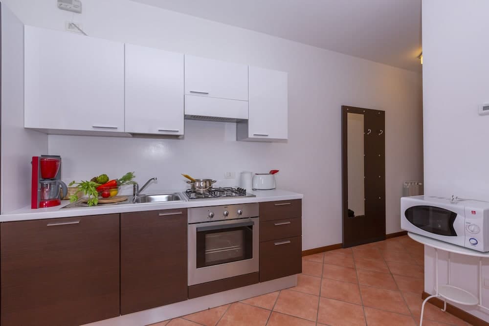 Fontana Del Lago Apt. 12