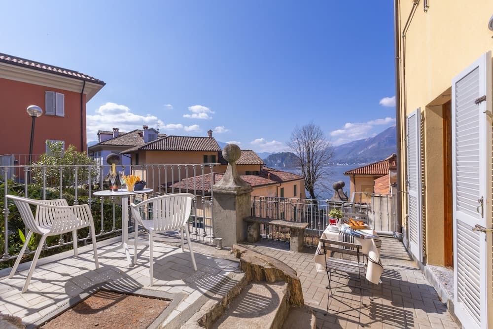 Fontana Del Lago Apt. 15