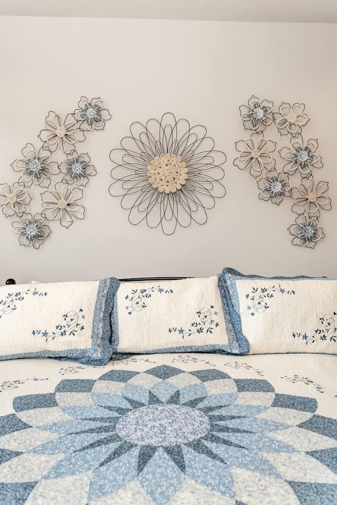 Be Our Guest At Ladera Haven 4 Bedroom Home by RedAwning