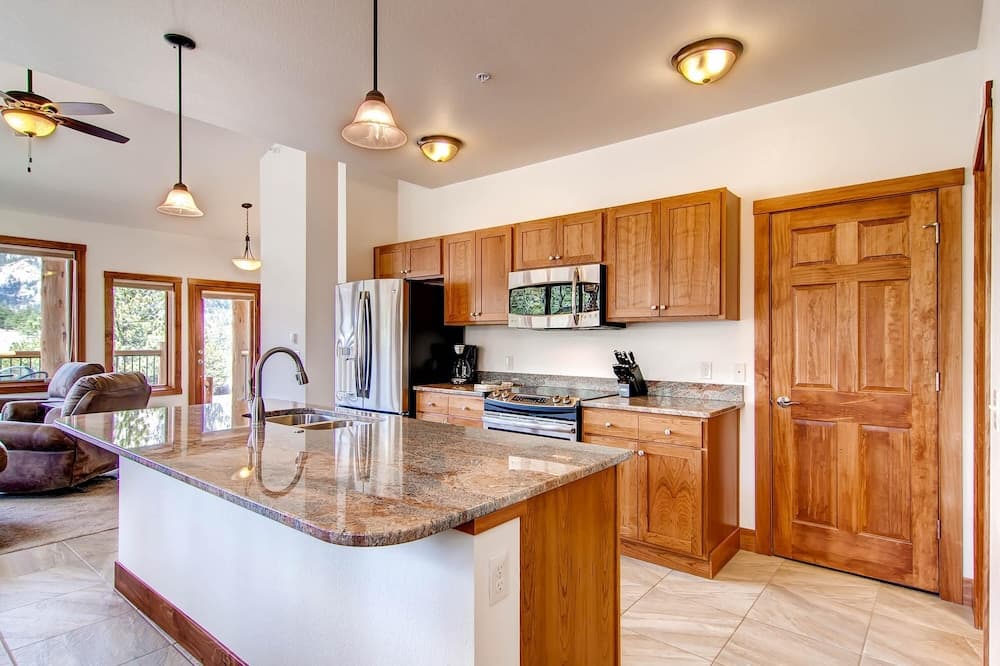 Black Canyon Inn Unit H4 Deluxe