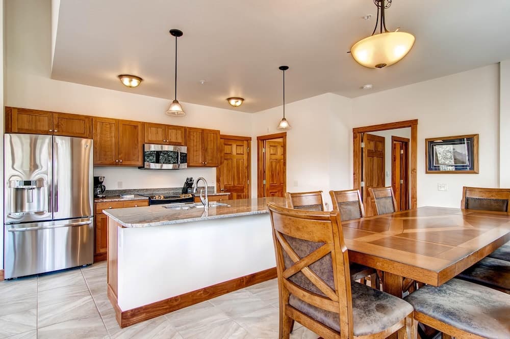 Black Canyon Inn Unit H4 Deluxe