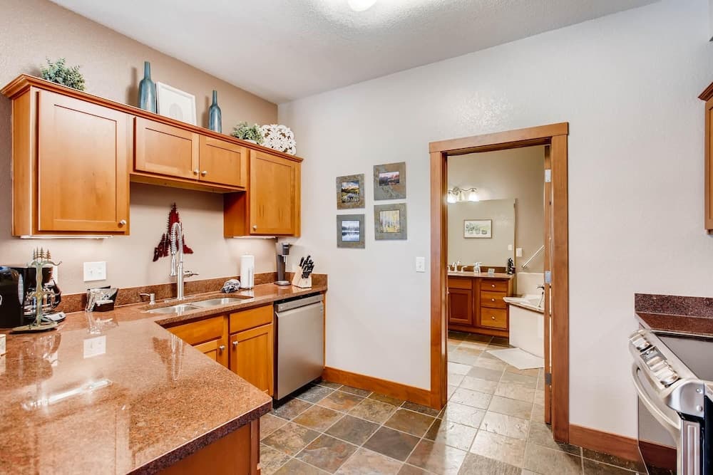 Black Canyon Inn Unit F1 Deluxe