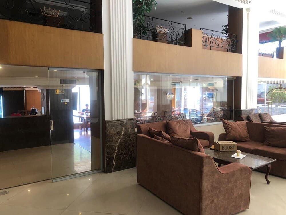 OYO 550 Royal Al-Nasr Hotel