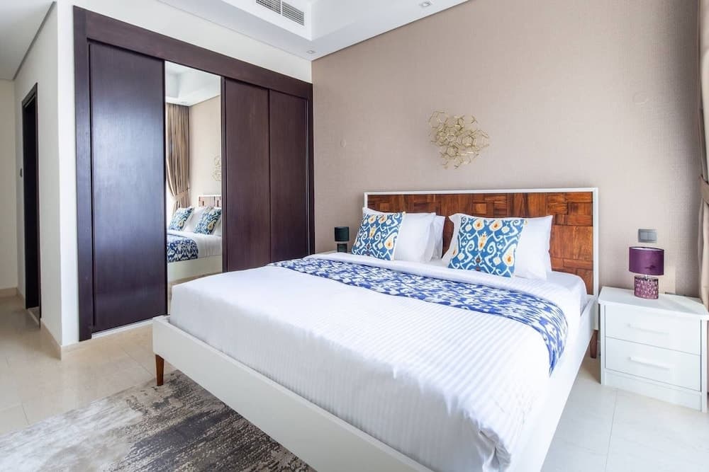 Beaming 3BR Apartment in Downtown Burj District!