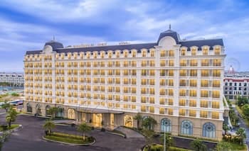 Vinholidays Fiesta Phu Quoc