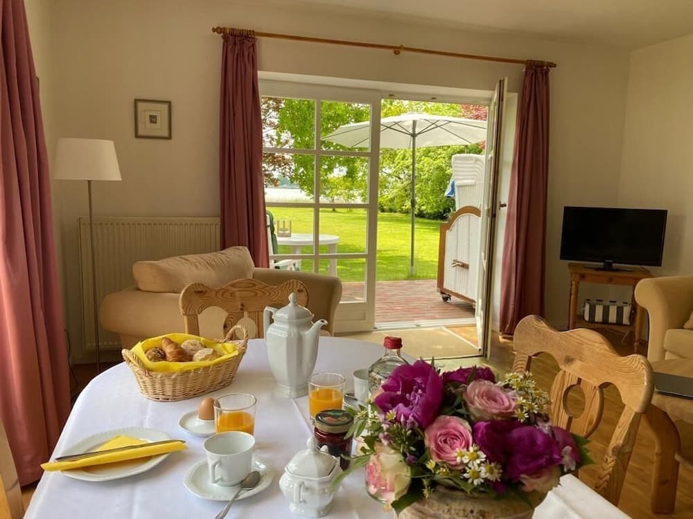 Ntab10001- Fewo 'möövwarder'