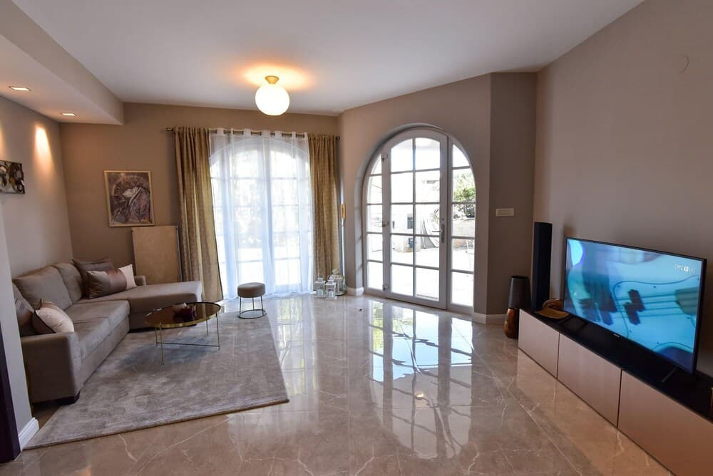 Apartment Melani Near Zadar Center
