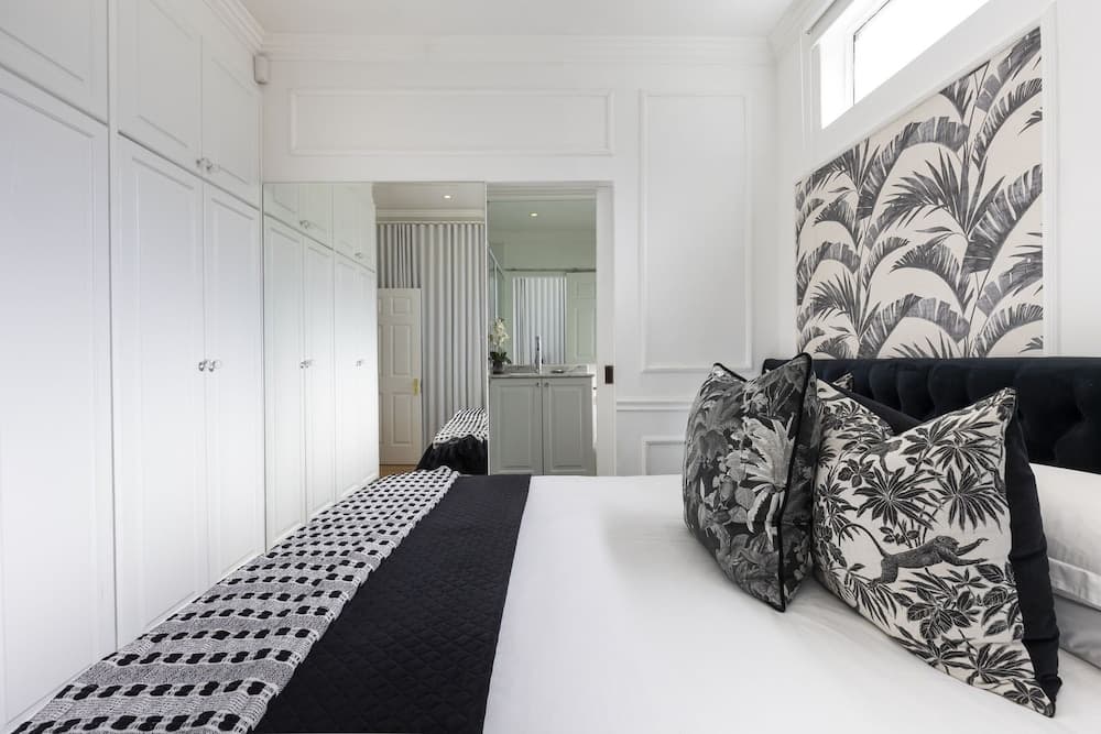 Clifton YOLO Spaces – Clifton Beachfront Apartments