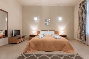 Valensija - Family Room 2 Adults 2 Children