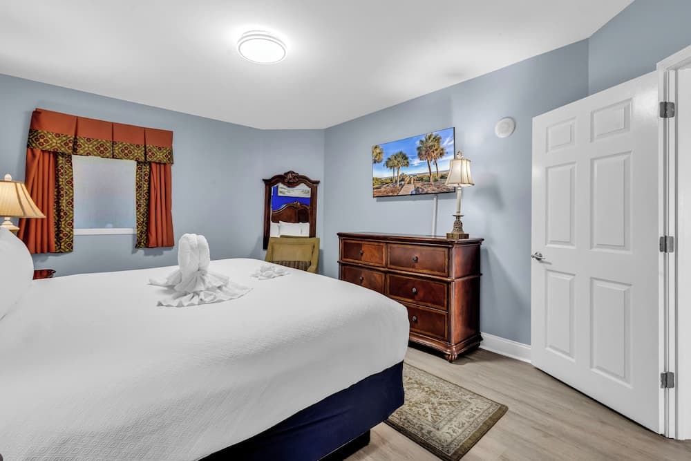 Beachfront Anderson Condos by Hosteeva