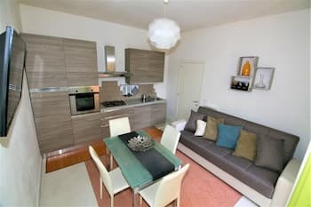 Casa Chiara in Centro con Corte Privata