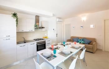 Elegante Trilocale Marconi Prima Fila Mare