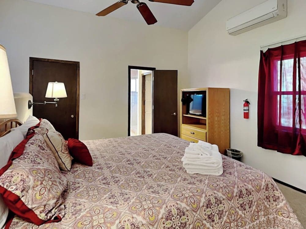 Gray Wolf Lodge by Ruidoso Vacation Rentals