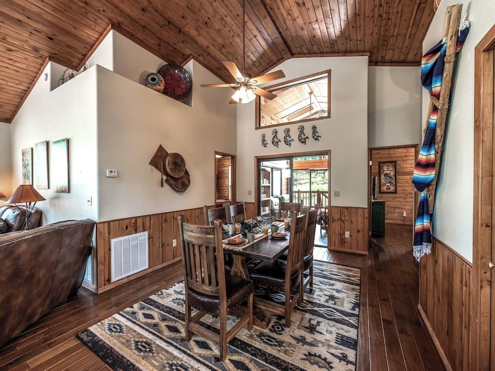Homer's Hideaway by Ruidoso Vacation Rentals