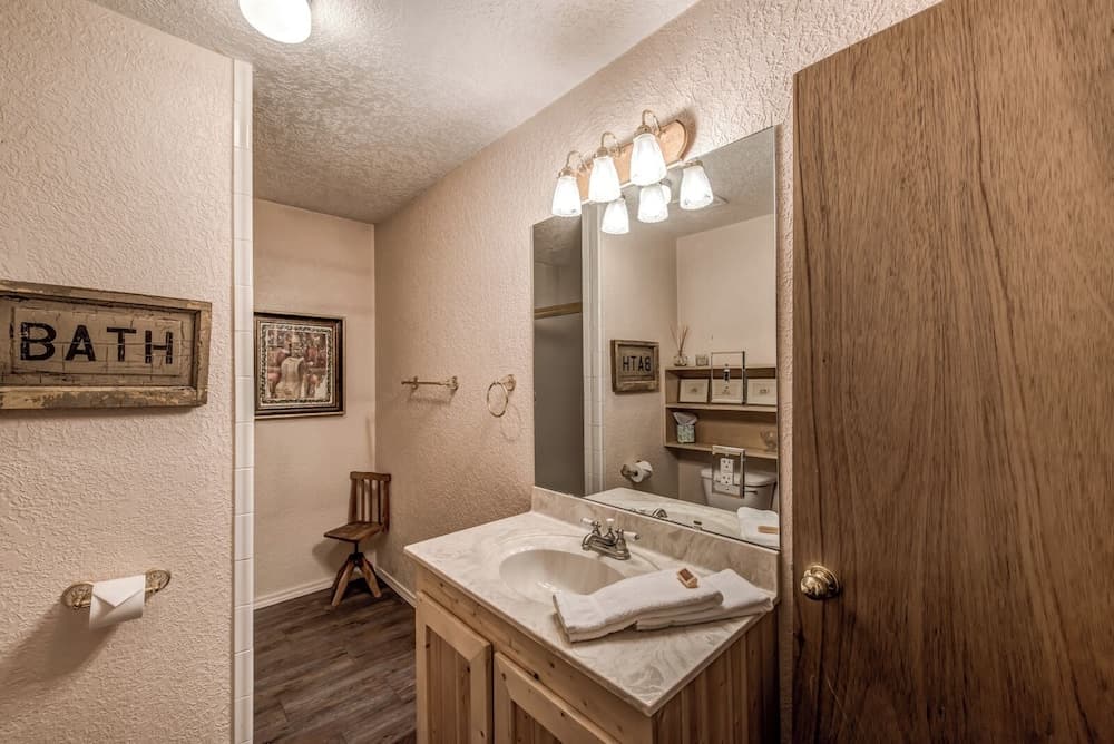 Sleepy Hollow on the River by Ruidoso Vacation Rentals