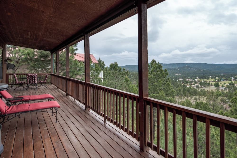 Robins Nest by Ruidoso Vacation Rentals