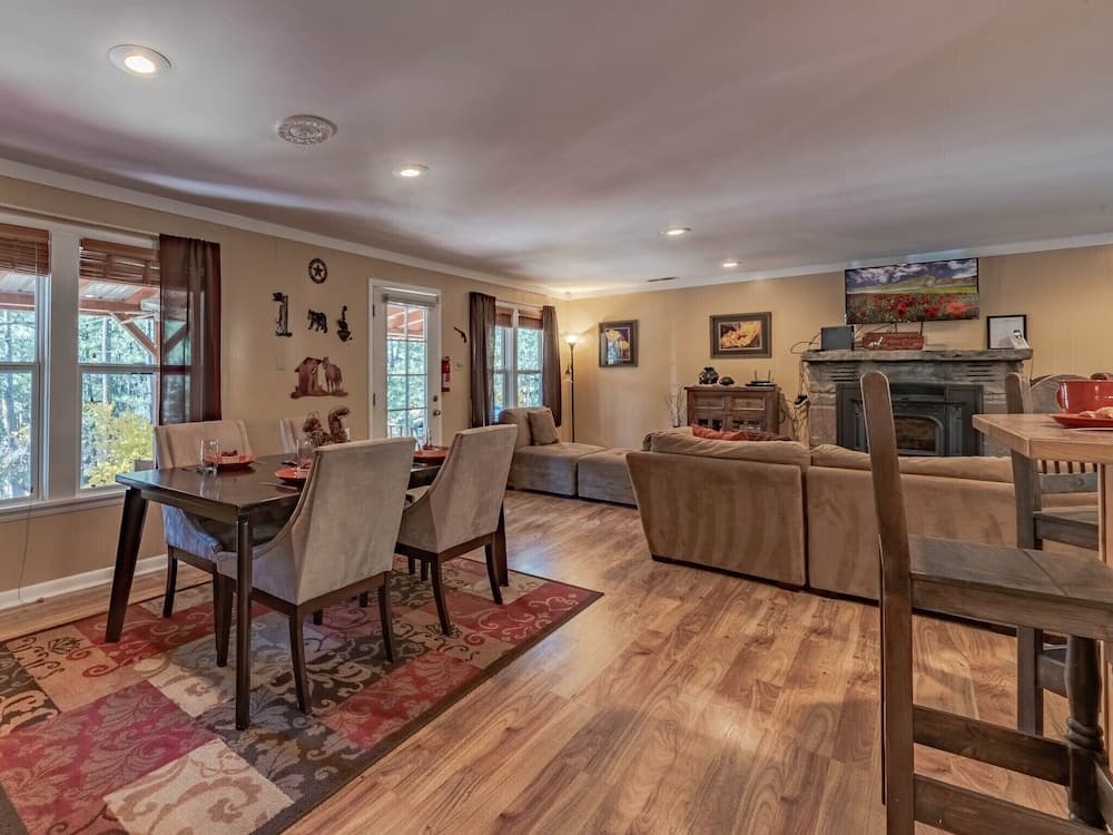 Winterfell by Ruidoso Vacation Rentals