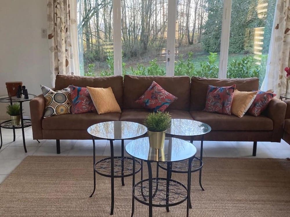 Spacious Villa with Hot Tub & Sauna in Ardennes