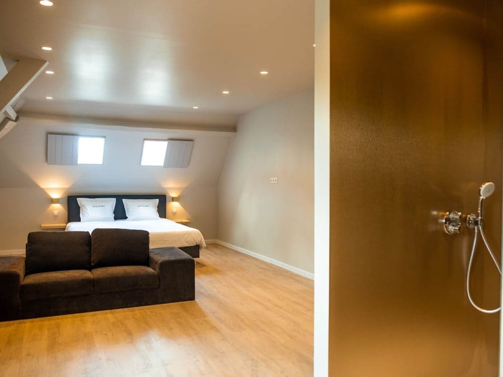 Holiday Home in Moorslede With Pool and Jacuzzi