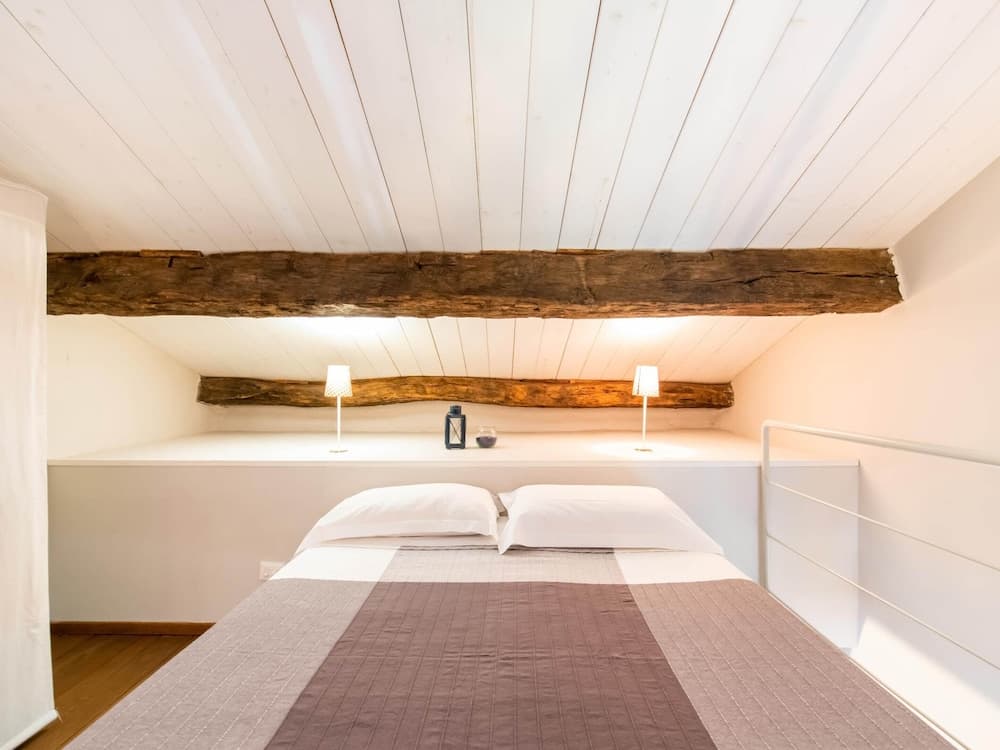 Apartment on an Estate near Rome