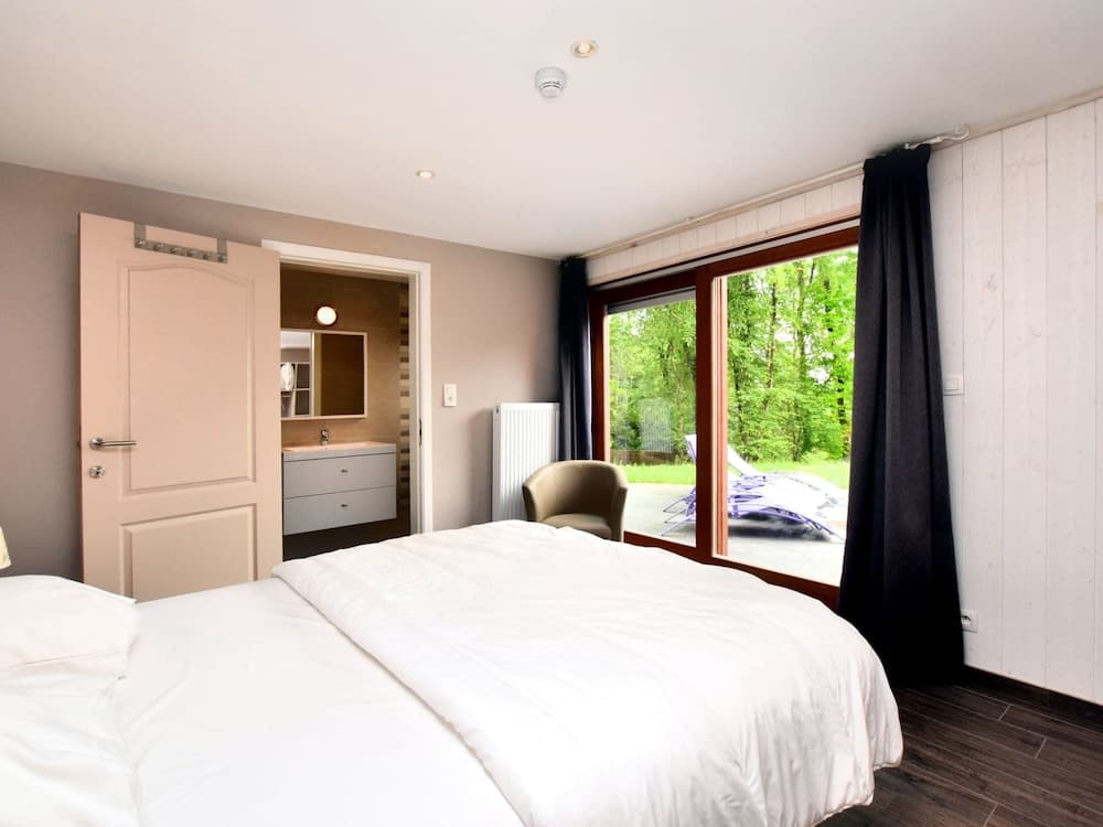 Luxurious Chalet in Beauraing With Sauna
