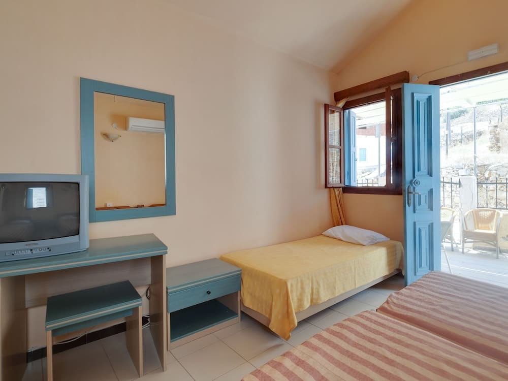 Pretty Holiday Home in Symi Island With Balcony