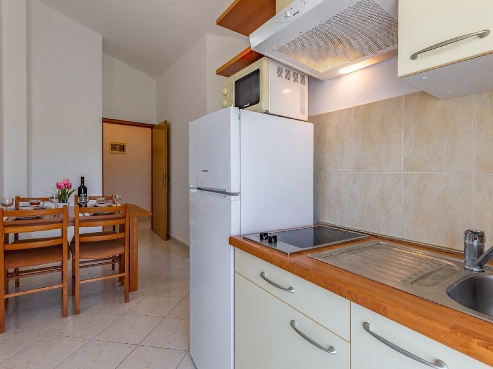 Graceful Apartment in Banjole near Beach Centinera