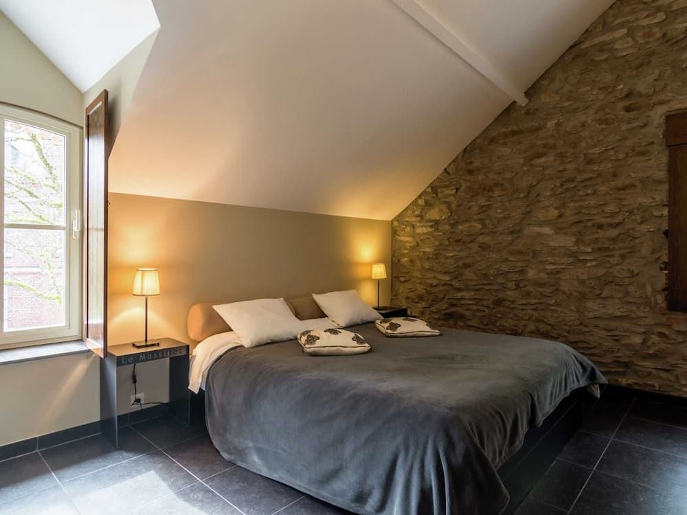 Luxury Home in Gedinne With Bubble Bath and Sauna