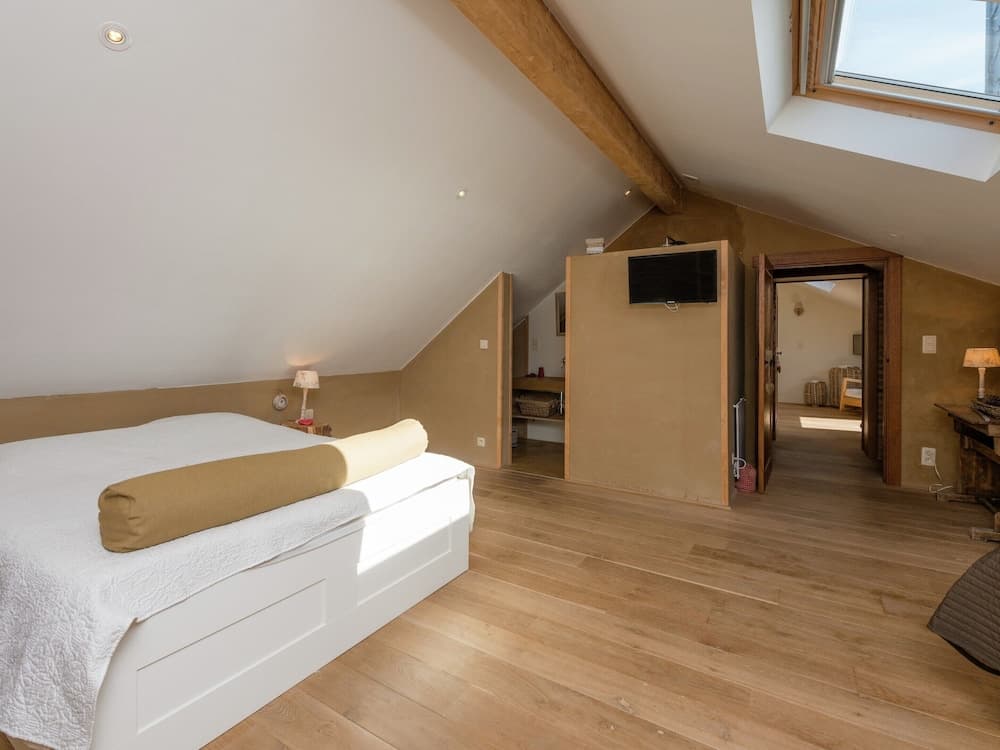 Bertrix Hot Tub & Garden Stay