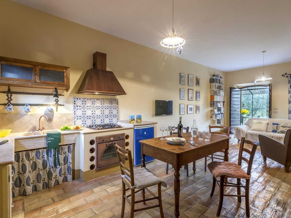 Belvilla by OYO Casannona