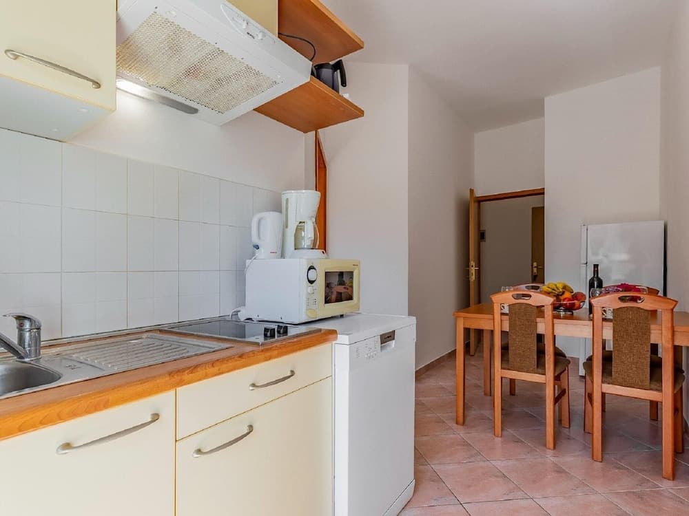 Inviting Apartment in Banjole near Veruda Lighthouse