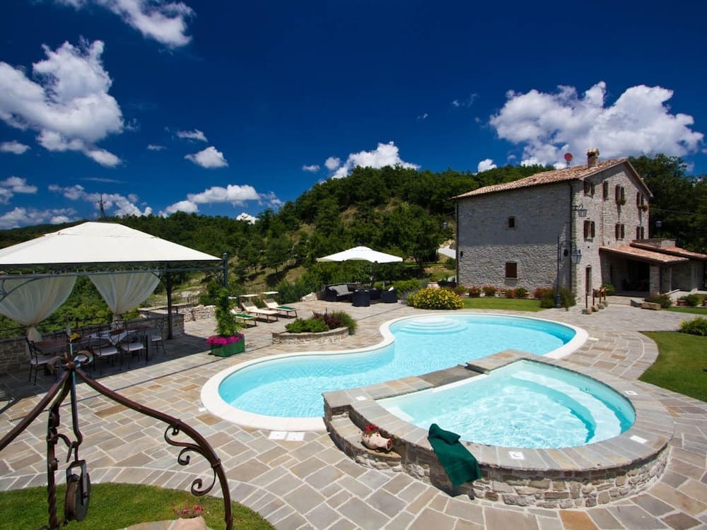 Belvilla by OYO La Rocca Autunno