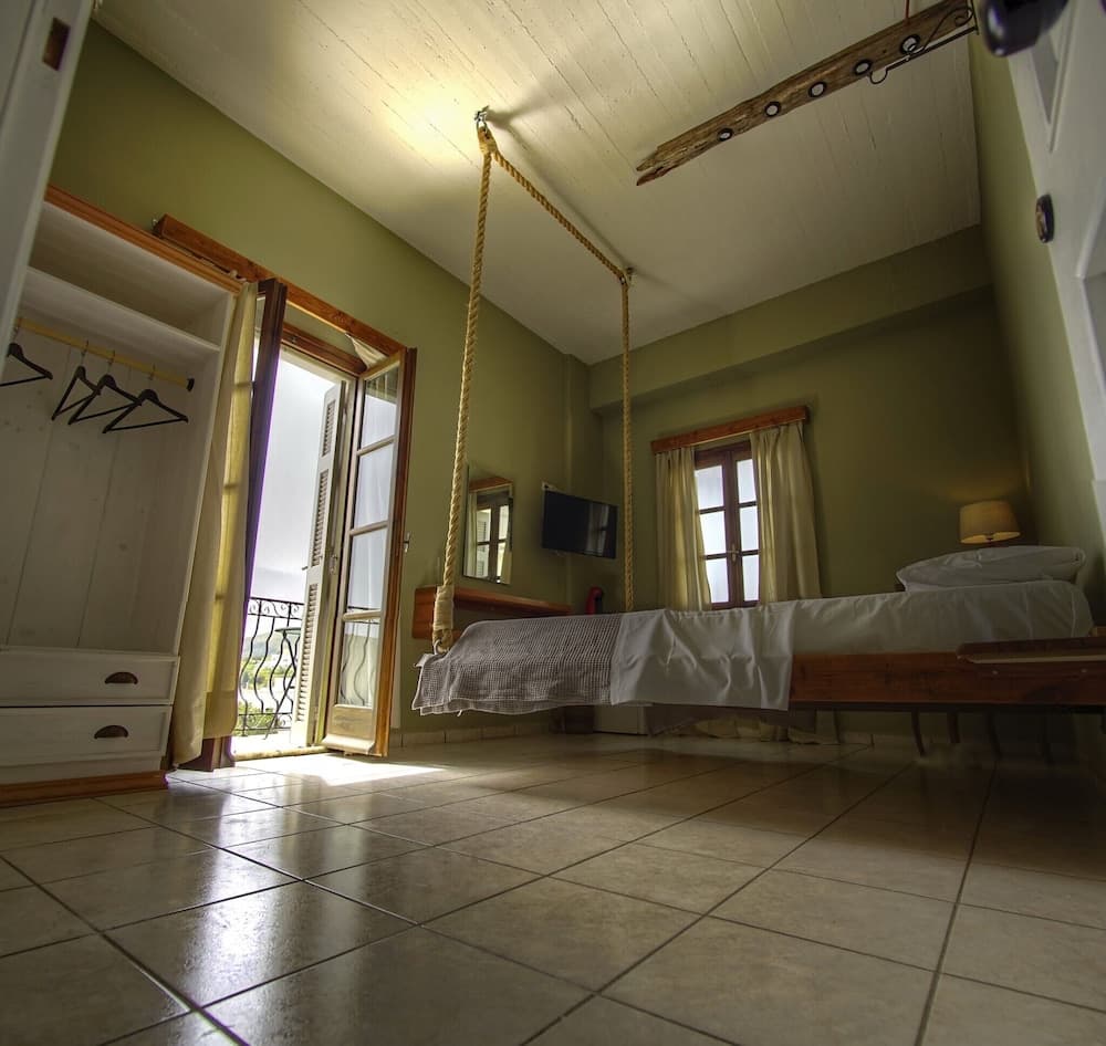 Axilleion Guest House