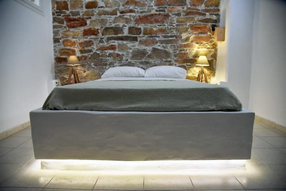 Axilleion Guest House