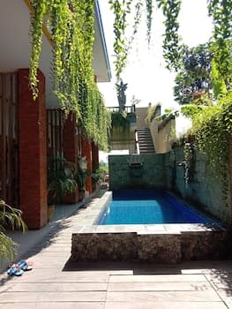 Luminous Guest House by WizZeLa