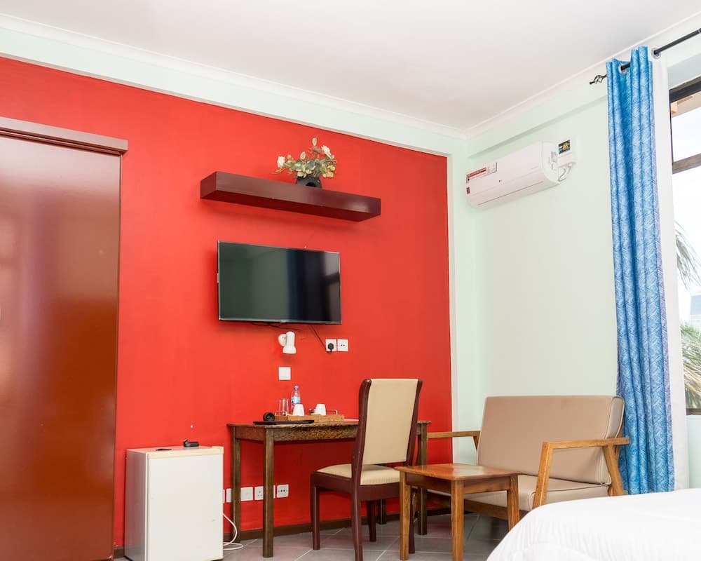 The Grand Villa Hotel