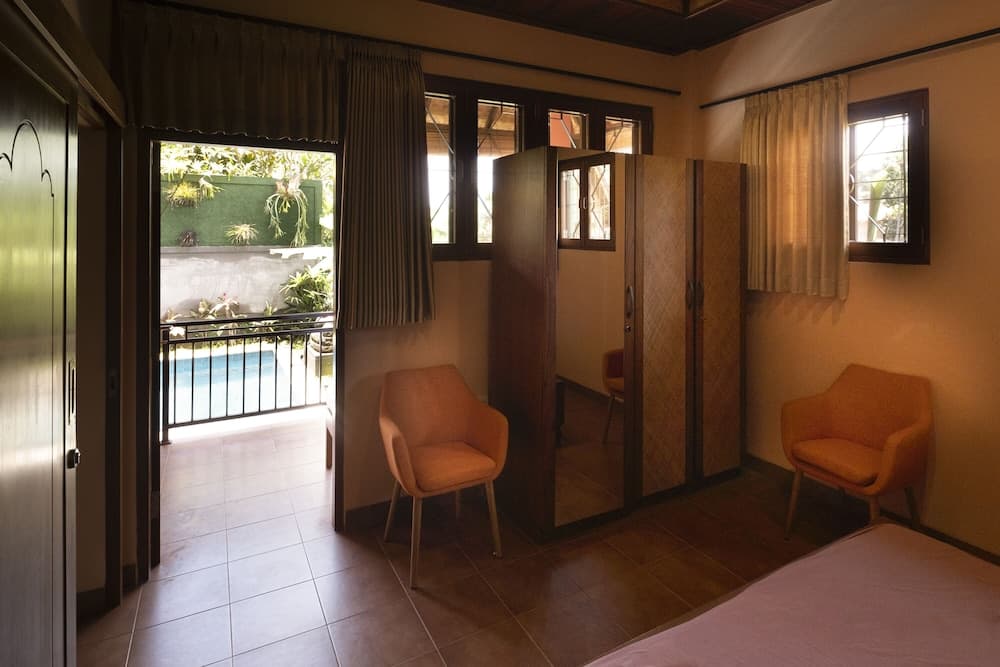 Kemangi Apartments and Yoga Space