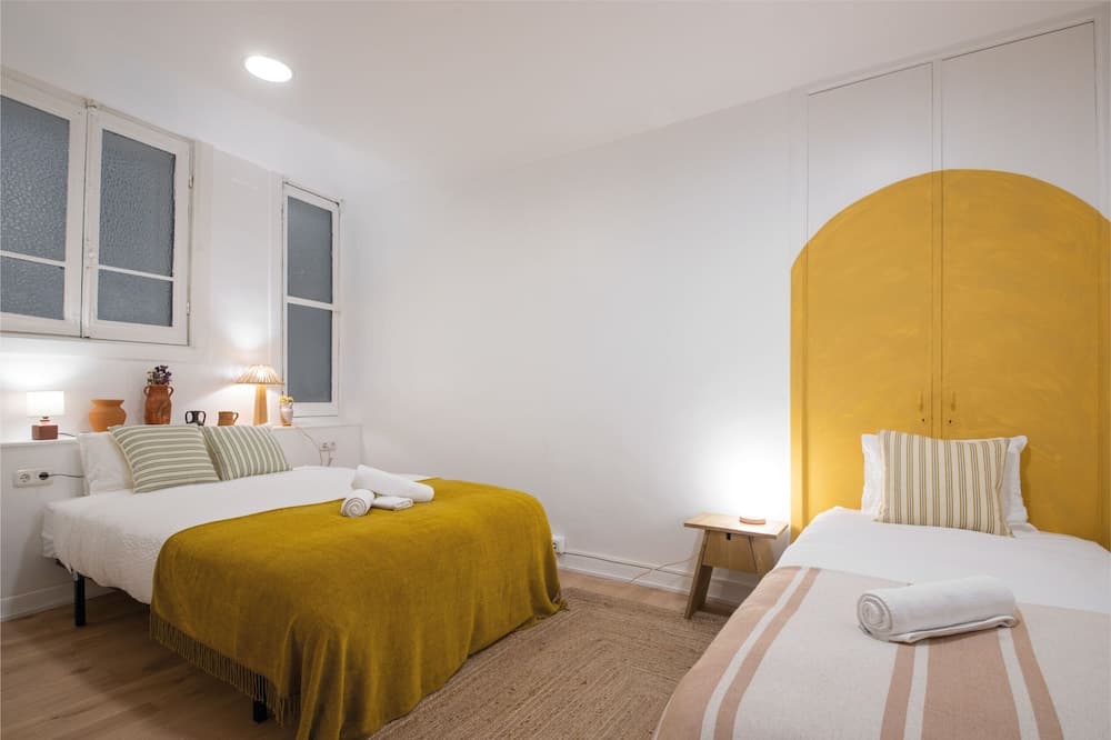 Belle Époque Self Check-in Guest House