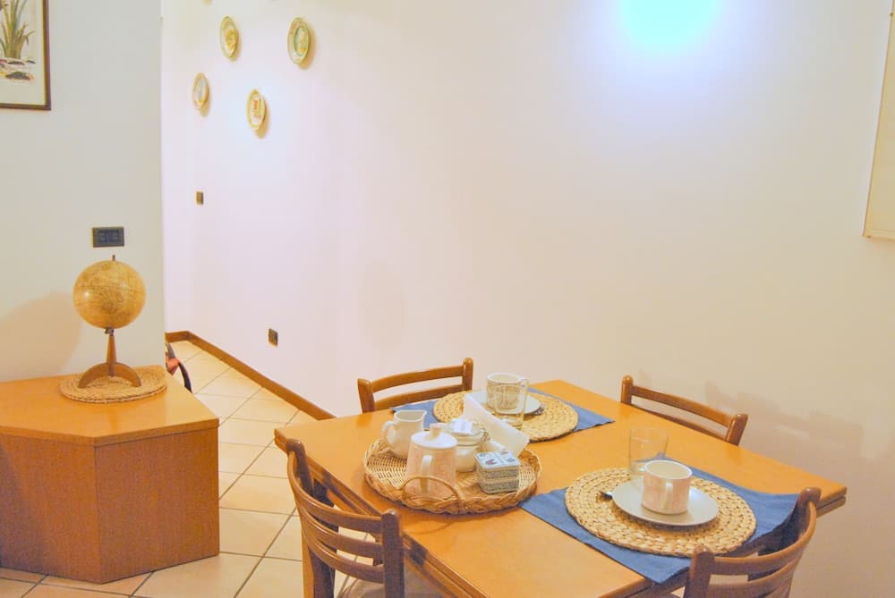 Bohemian 1 Bedroom Flat in Brera District