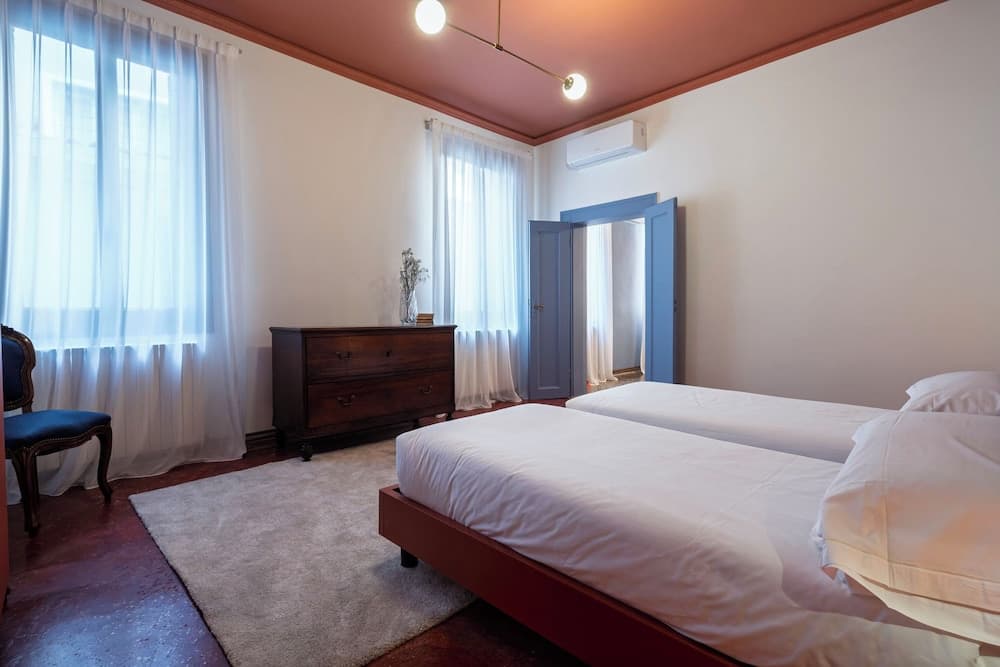 The Arsenal Large Apartment